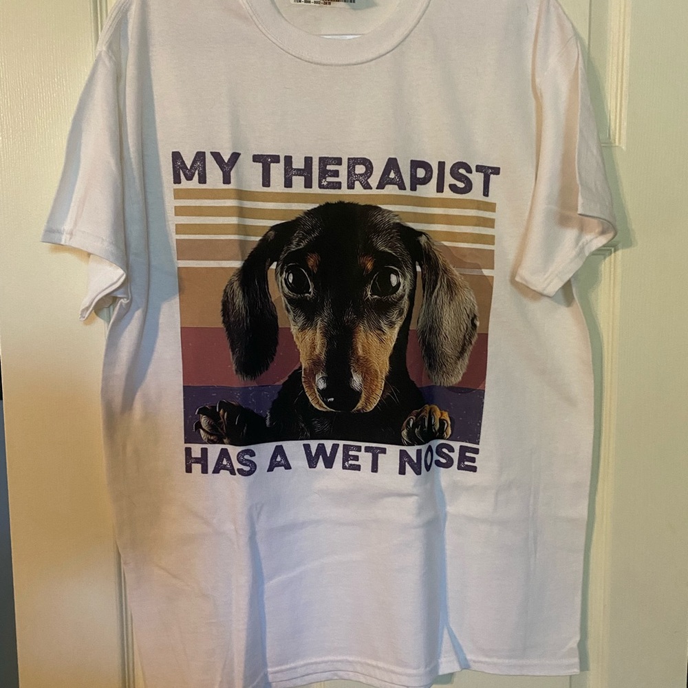 New Dachshund t shirt “Therapist has a wet nose” - Picture 2 of 3